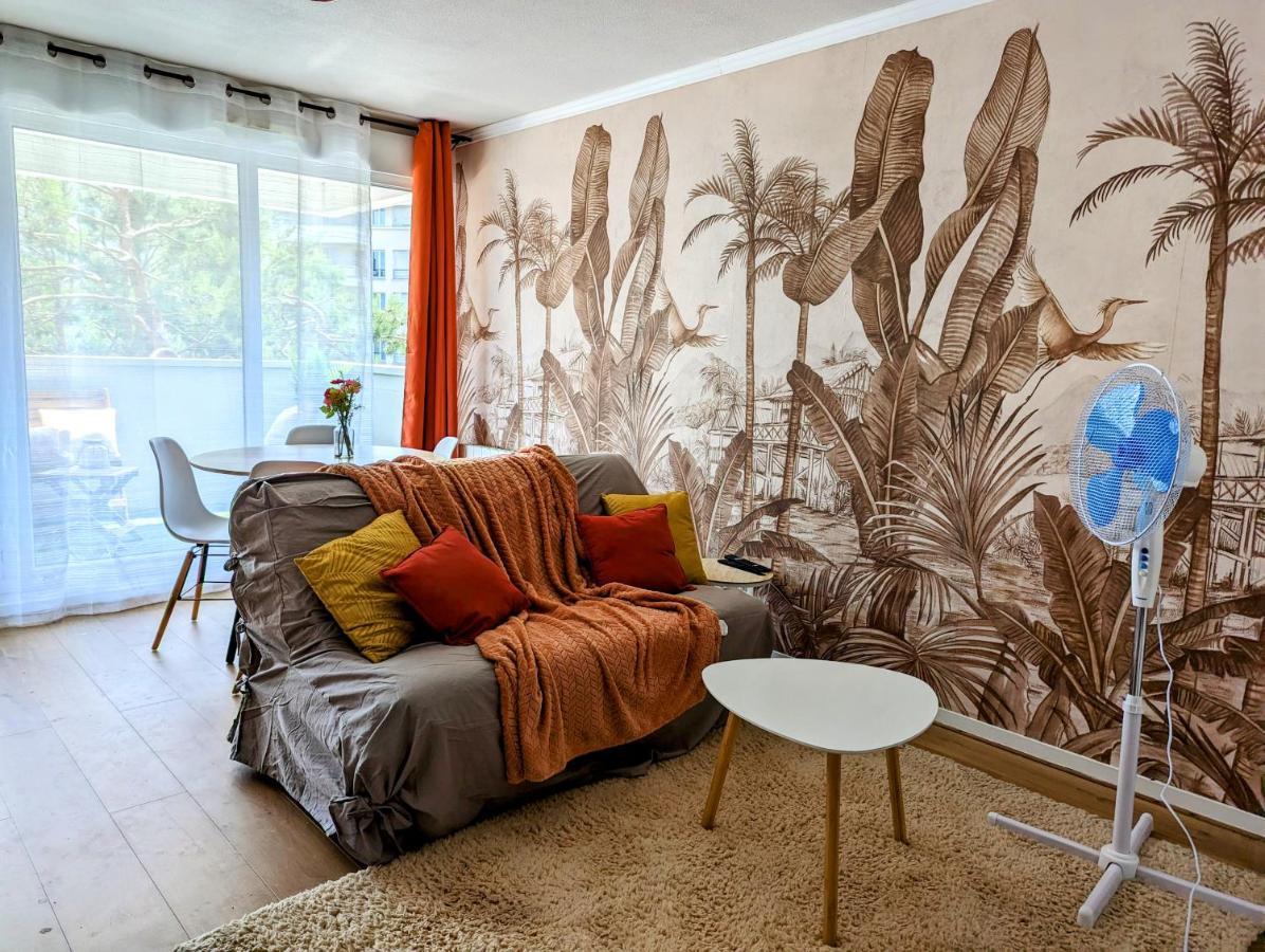 L'Evasion, Cergy, Downtown, 6 Pers, 2 Min Rer A, 2 Places De Parking Privatives, Netflix Et Beinsports Lägenhet Exteriör bild